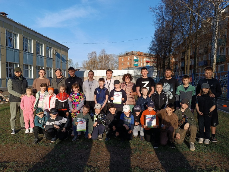 Весёлые старты «Папа, мама, я — футбольная семья» в рамках Фестиваля «Футбол в школе».